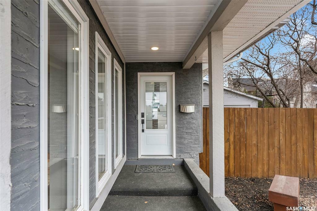 Property Photo:  303 Candle Crescent  SK S7K 5A5 