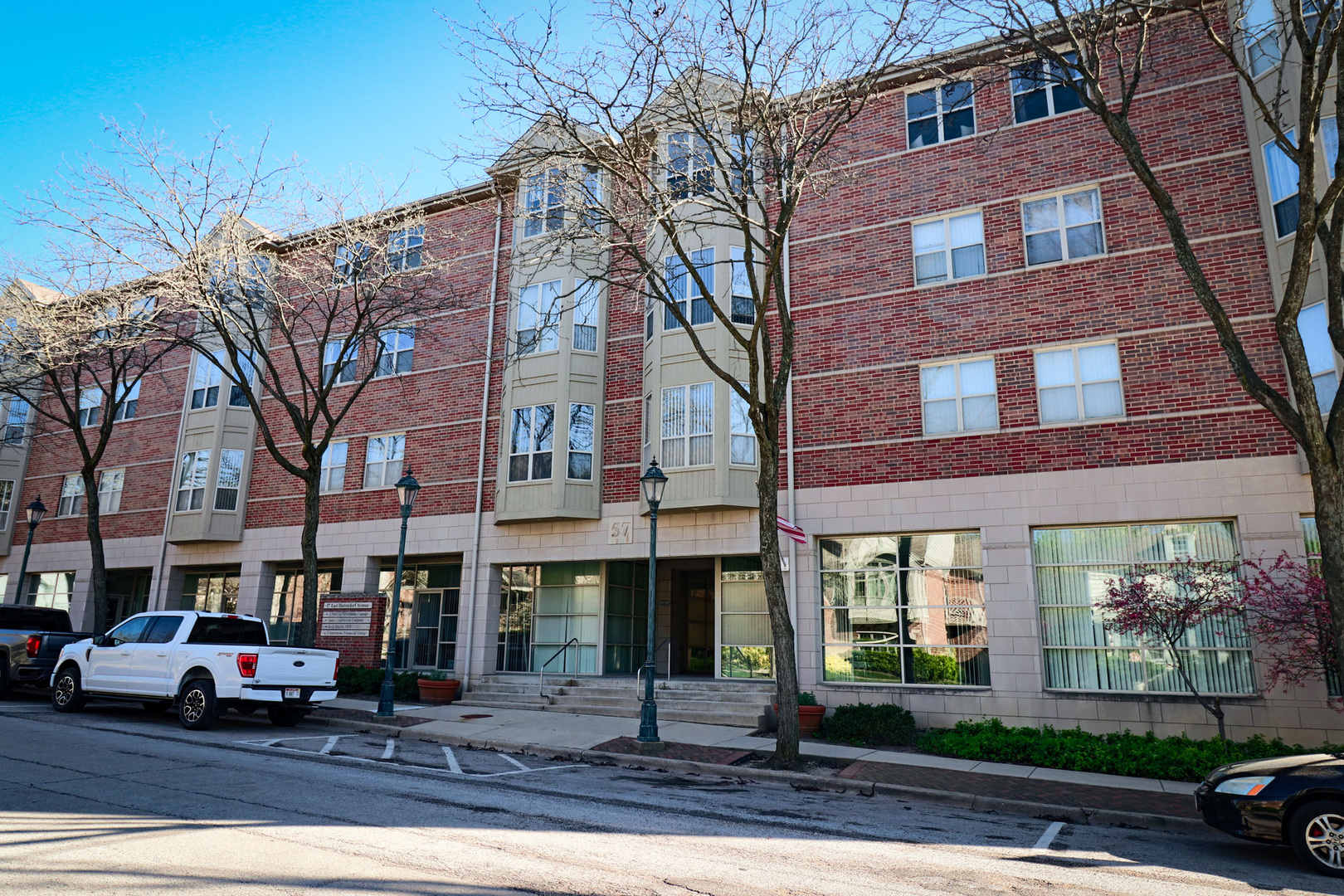 Property Photo: 57 E Hattendorf Avenue 304 IL 60172
