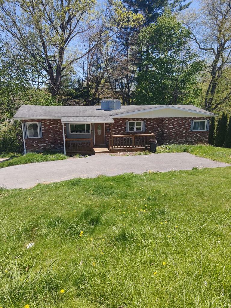 Property Photo:  2513 Grandview St.  WV 24701 