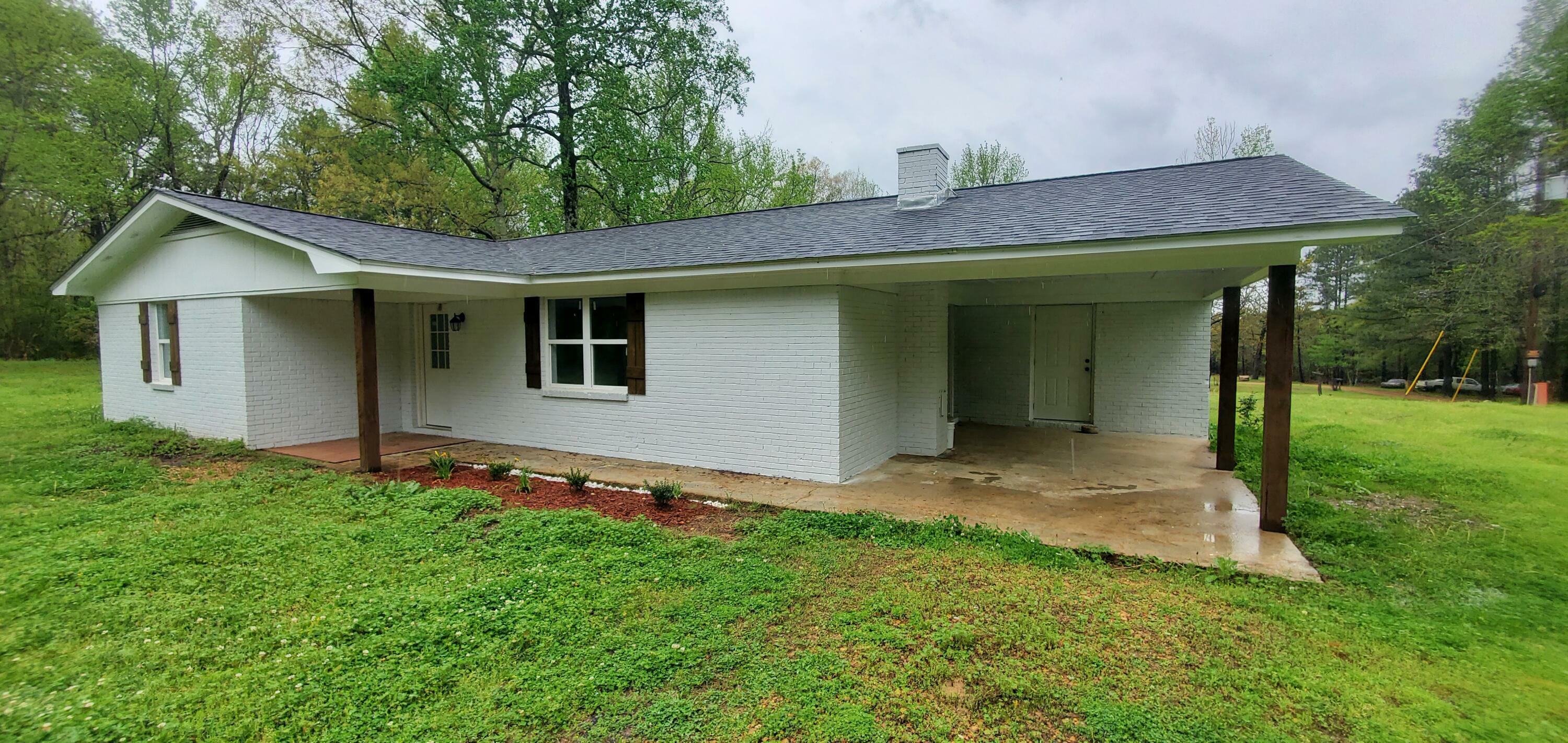 Property Photo:  975 Tomlin Road  MS 38843 