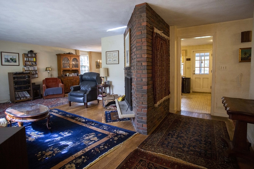 Property Photo:  23 Covey Hill Rd  MA 01867 