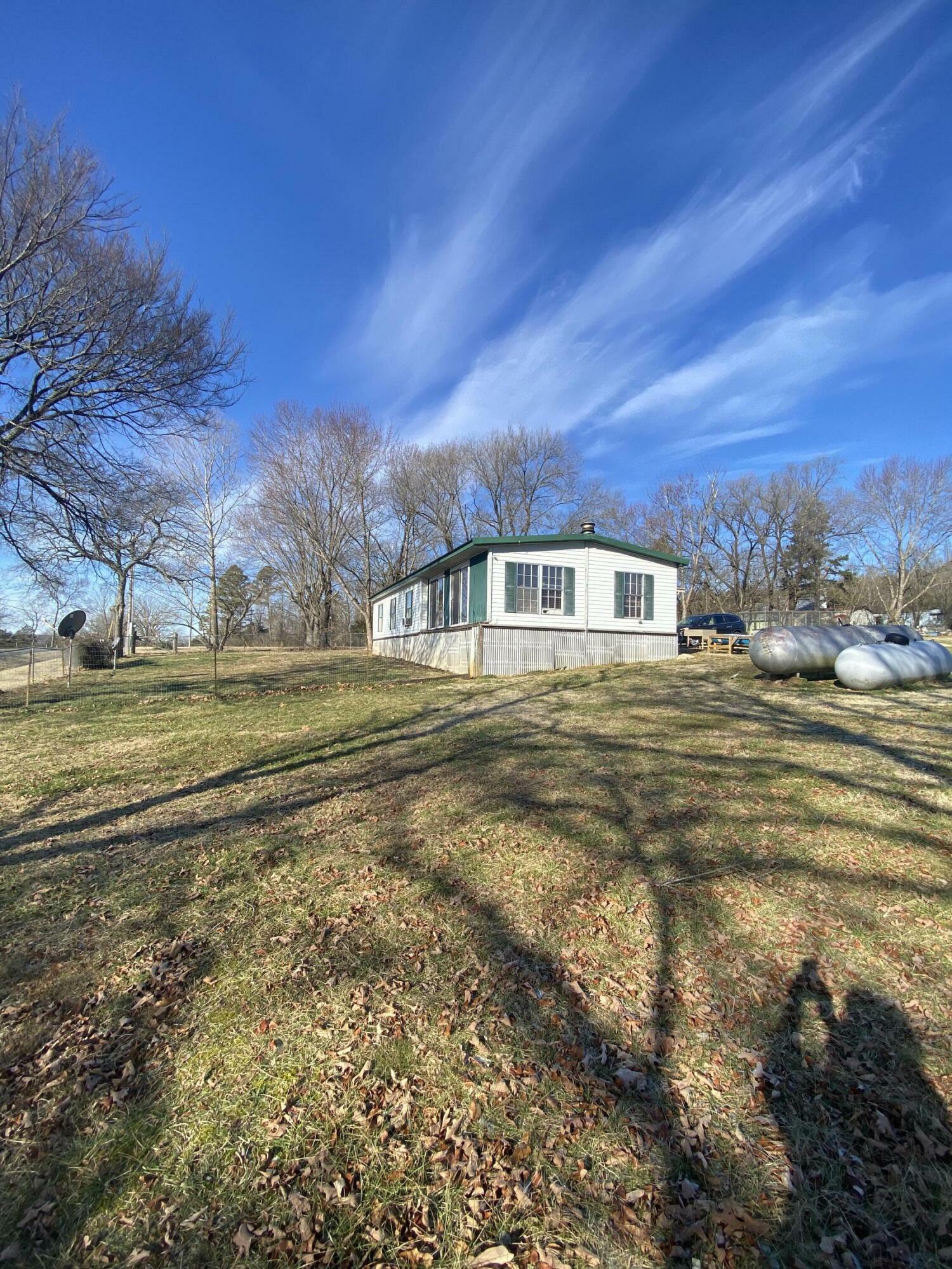 Property Photo:  19138 State Highway E Highway  MO 65641 