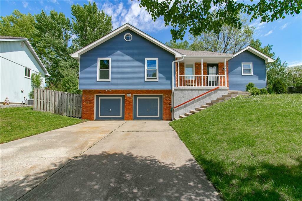 Property Photo:  6731 N Saint Clair Avenue  MO 64151 