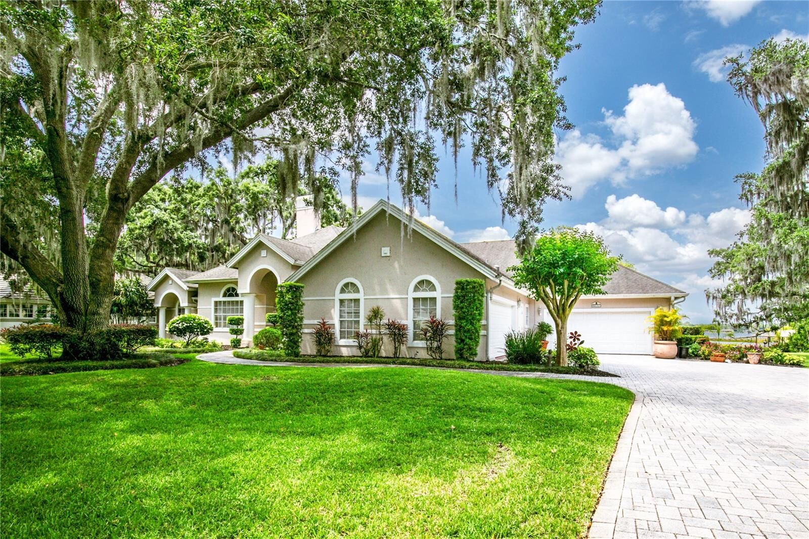 Property Photo:  34151 Parkview Avenue  FL 32736 