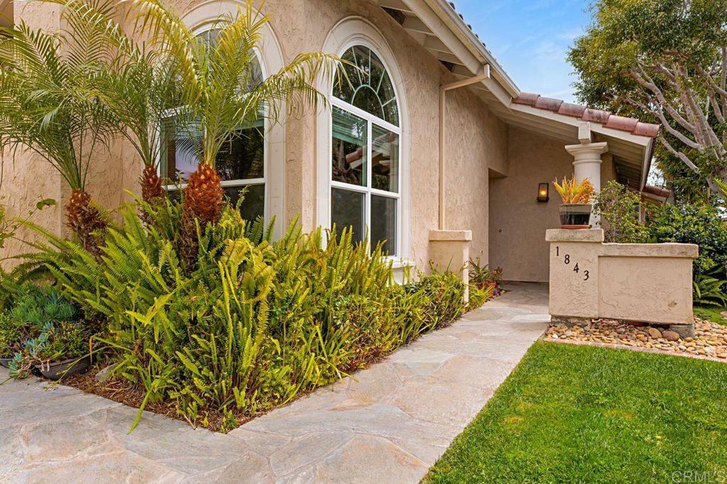 Property Photo:  1843 Avenida Mimosa  CA 92024 