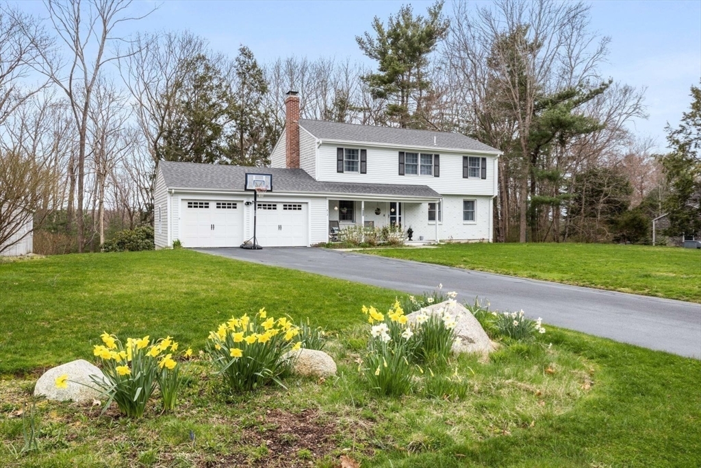 Property Photo:  312 Holly Rd  MA 02050 