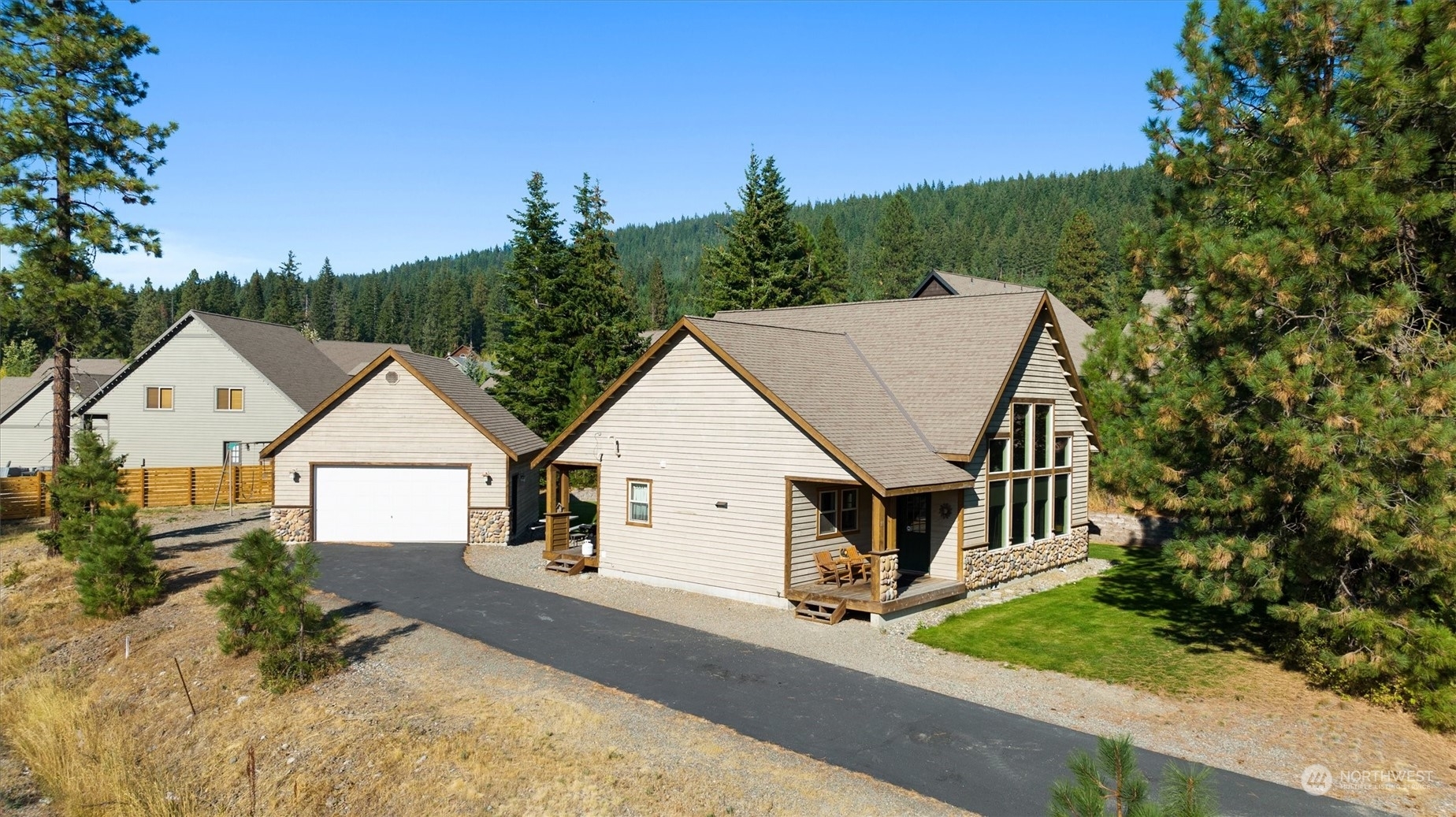 Property Photo:  21  Paintbrush Lane  WA 98940 