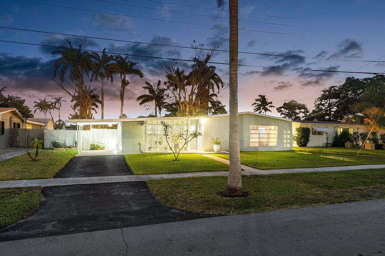 Property Photo: 233 Poe Drive FL 33461