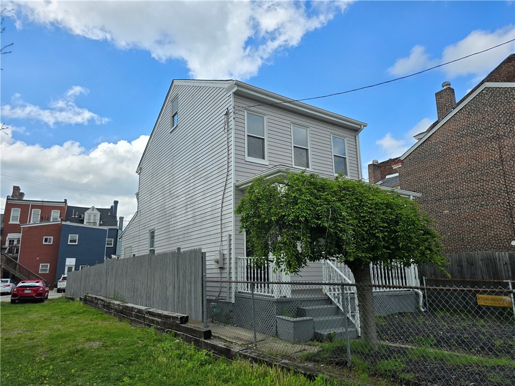 Property Photo:  4923 Butler St  PA 15201 