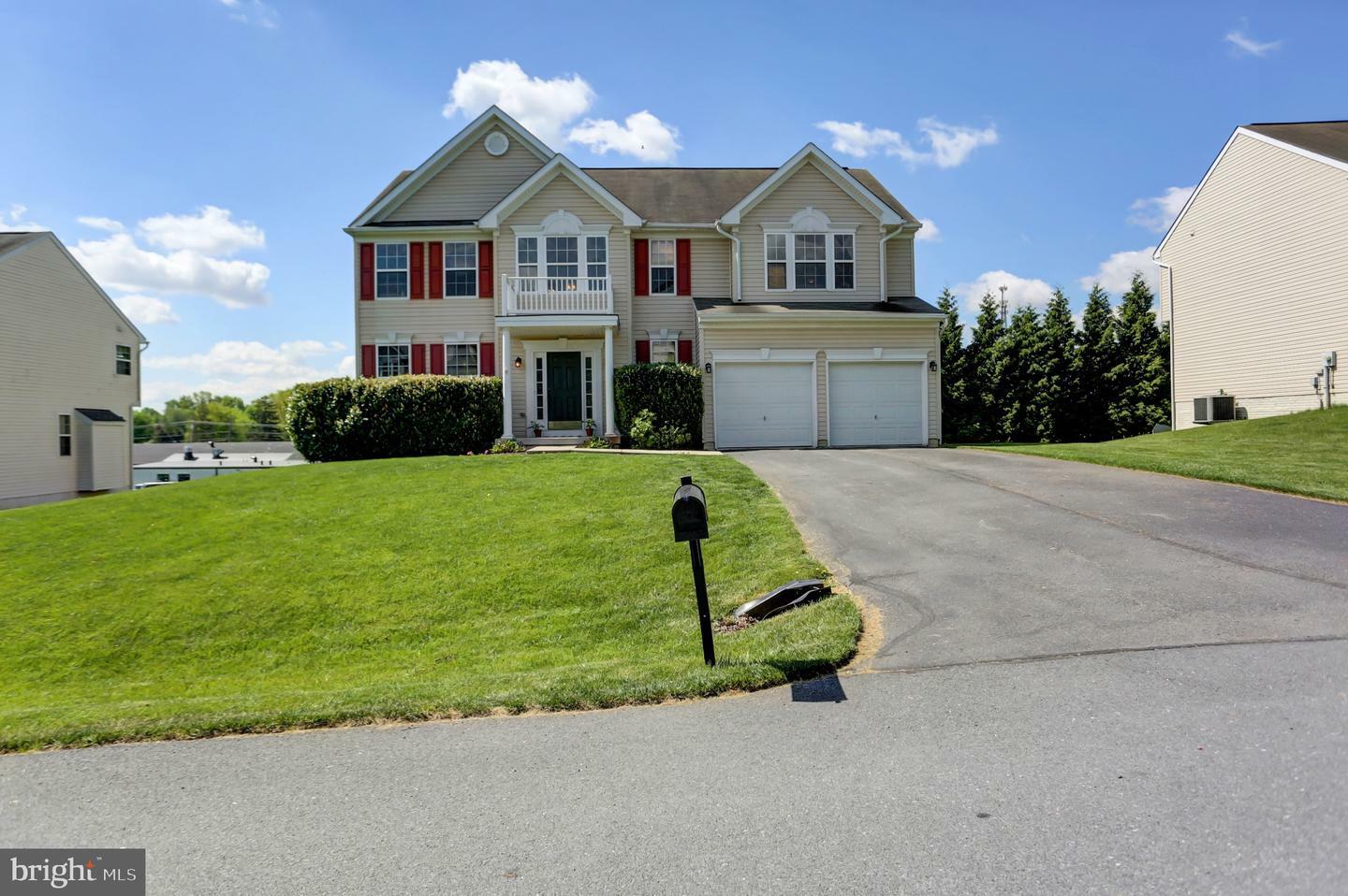 998 Alandale Drive  Chambersburg PA 17202 photo