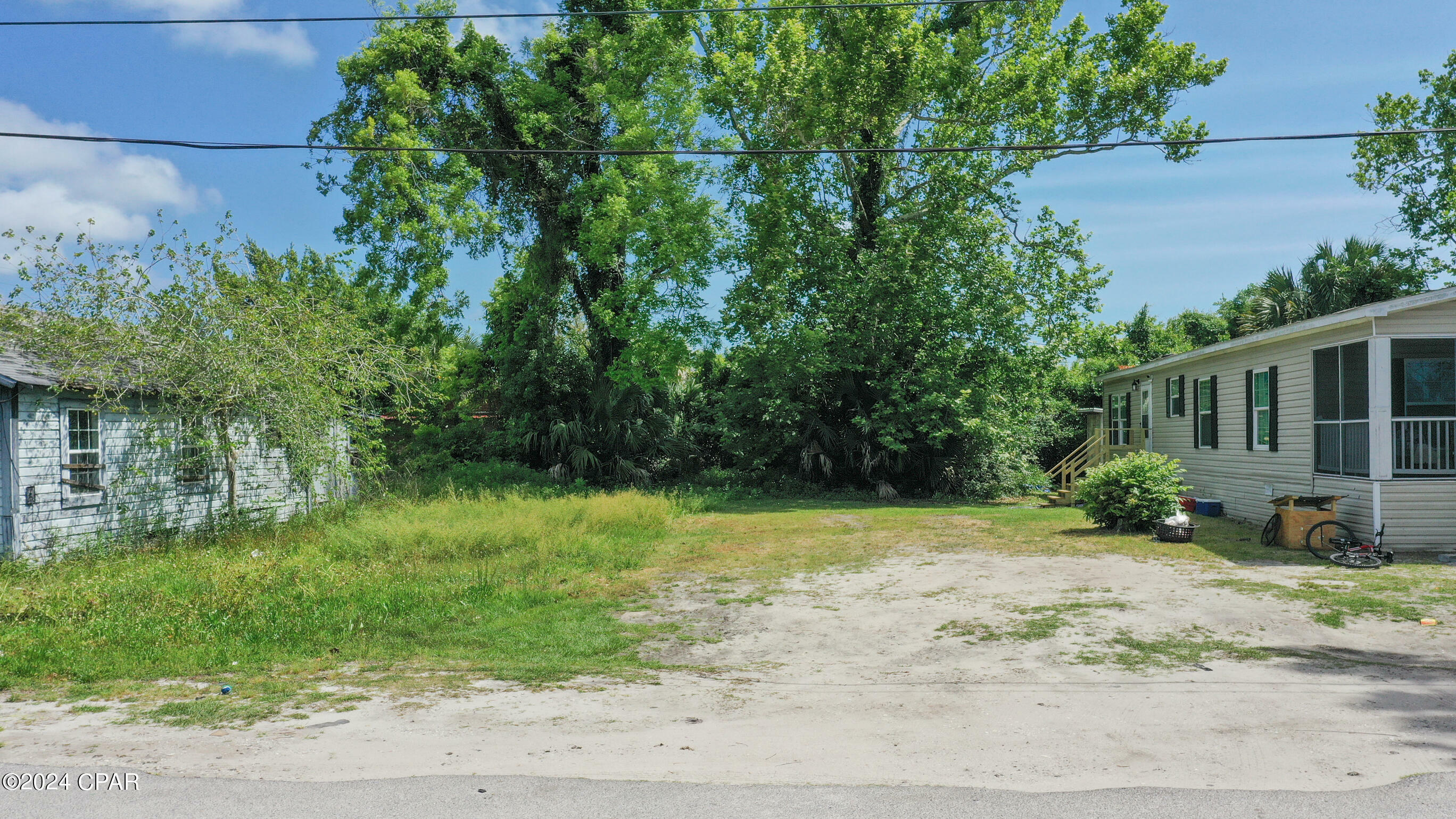 Property Photo:  Lot 16 Ave E  FL 32456 