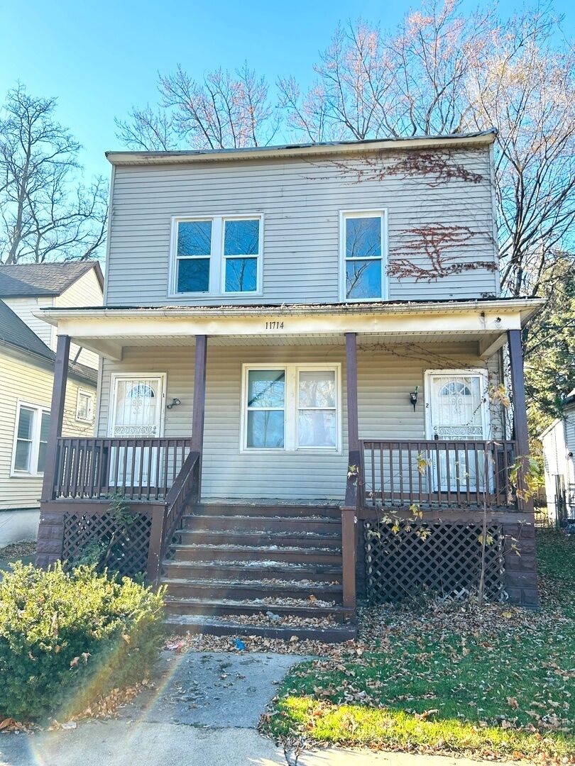 Property Photo:  11714 S Wallace Street  IL 60628 