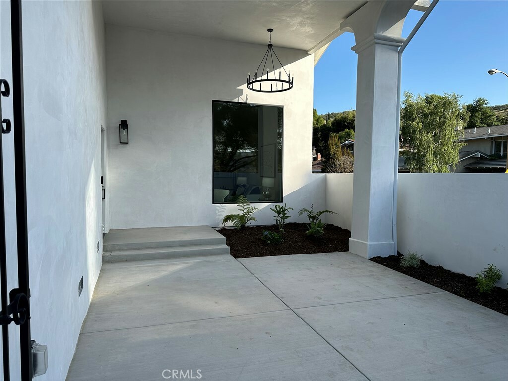 Property Photo:  1576 Aspenwall Road  CA 91361 