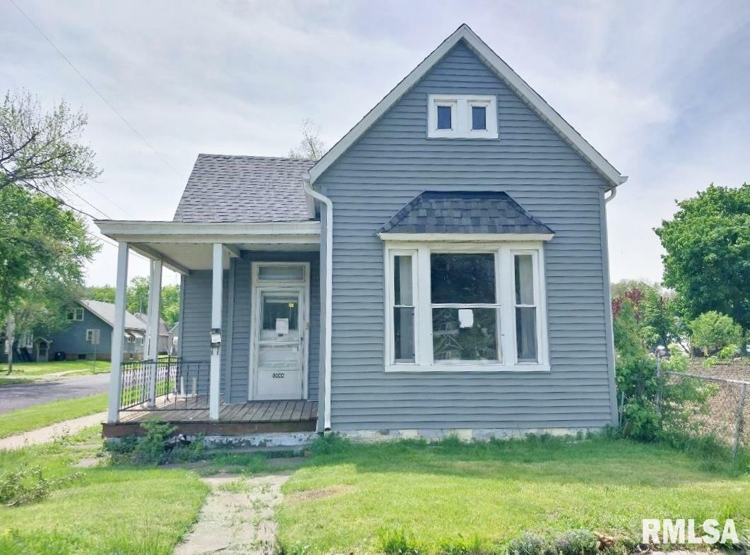 Property Photo:  1800 W Smith Street  IL 61605 