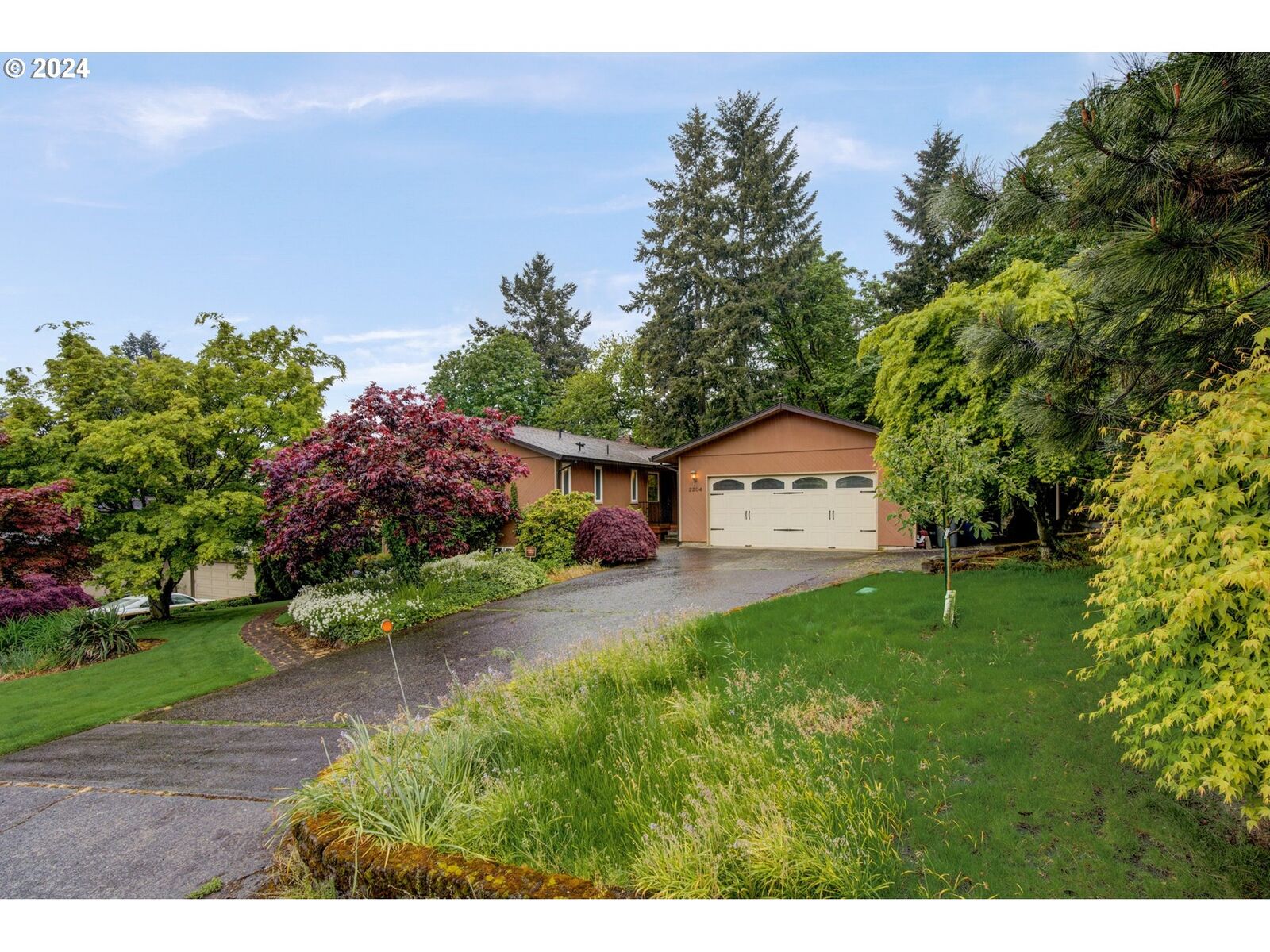 Property Photo:  2204 SE 106th Ave  WA 98664 