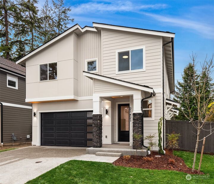 Property Photo:  21421  116th Place SE  WA 98031 