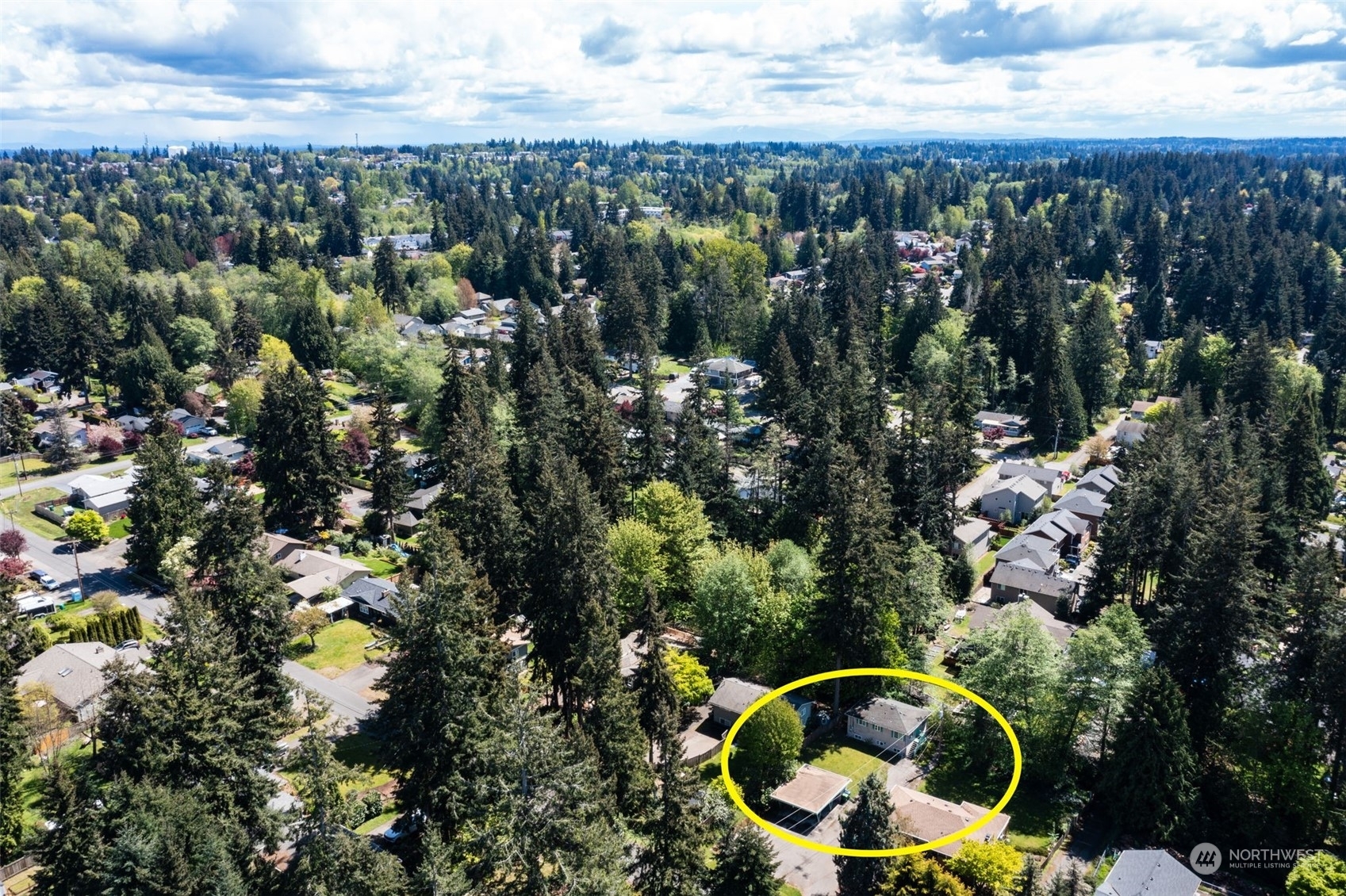 Property Photo:  5628  141st Street SW  WA 98026 