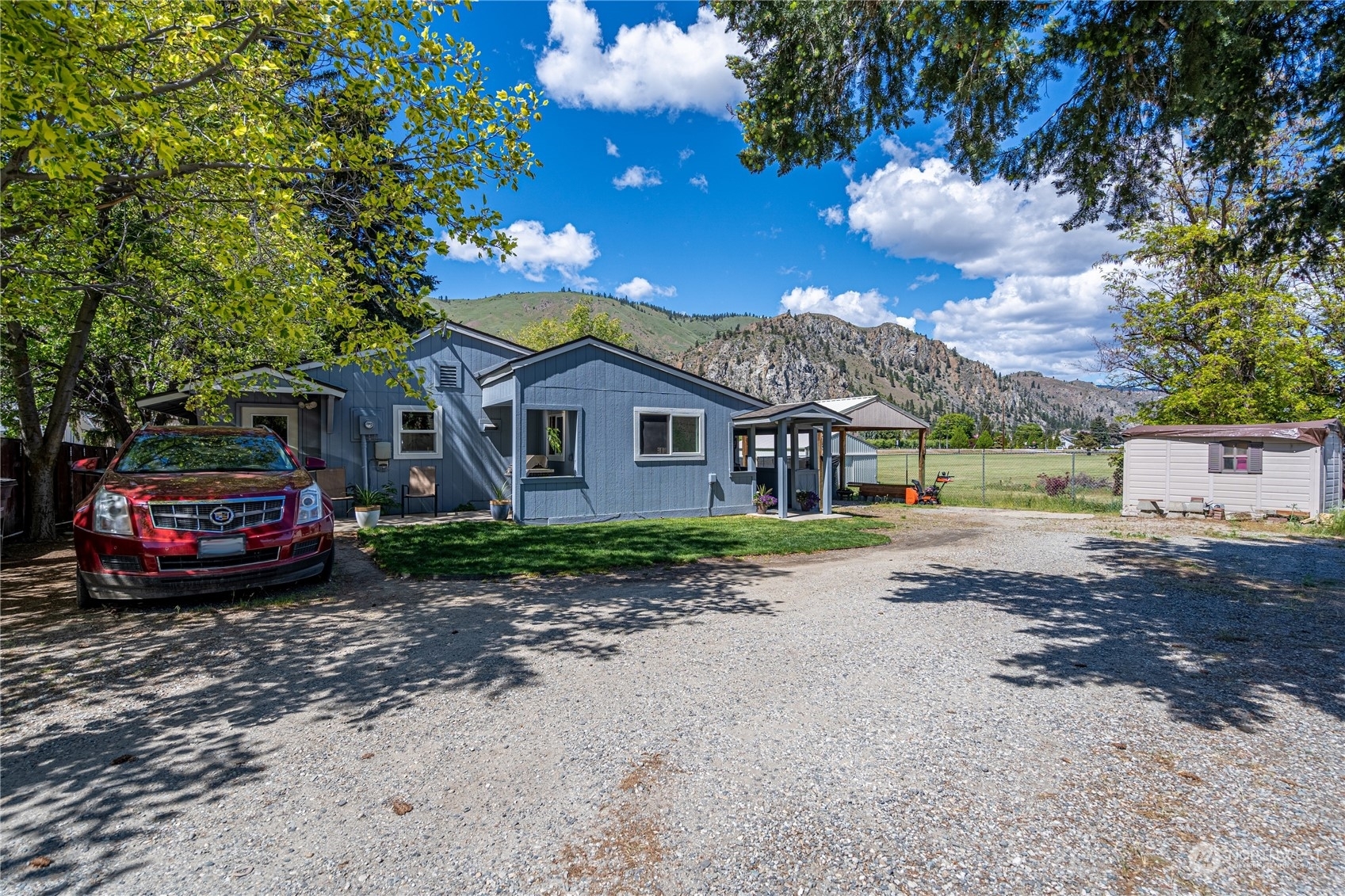 Property Photo: 1948 Howe Street WA 98822