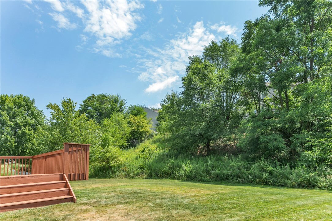 Property Photo:  125 Kaufman Run Blvd  PA 16046 