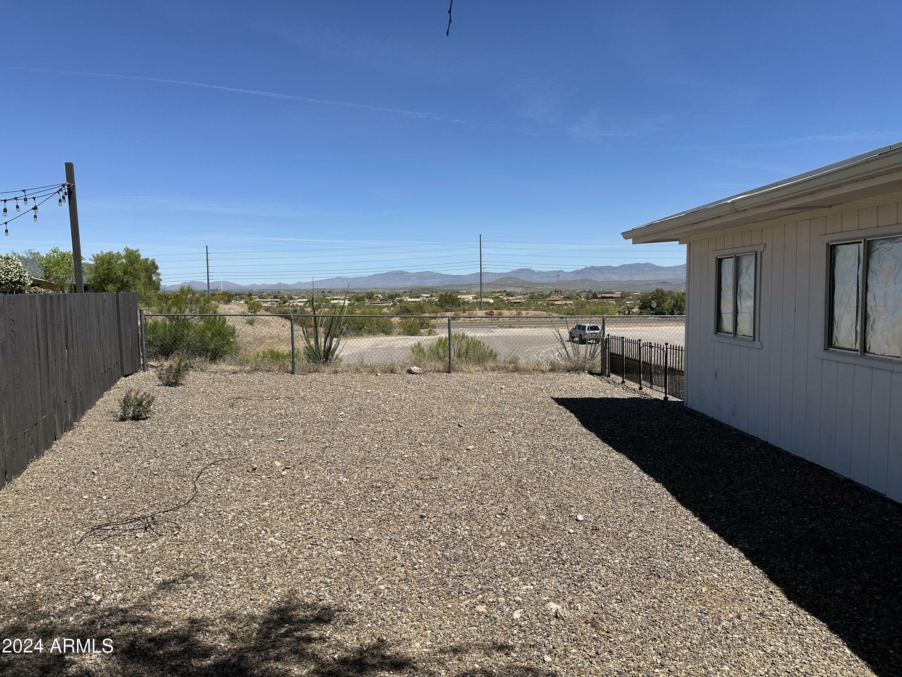 Property Photo:  2124 W Smoketree Drive  AZ 85390 