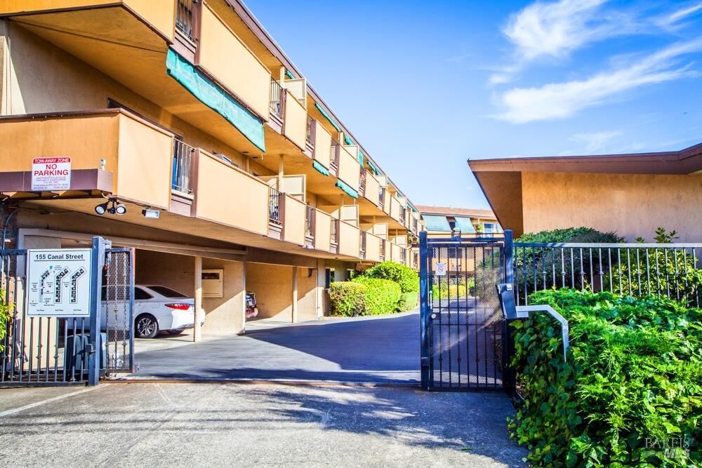 Property Photo:  155 Canal Street 12  CA 94901 