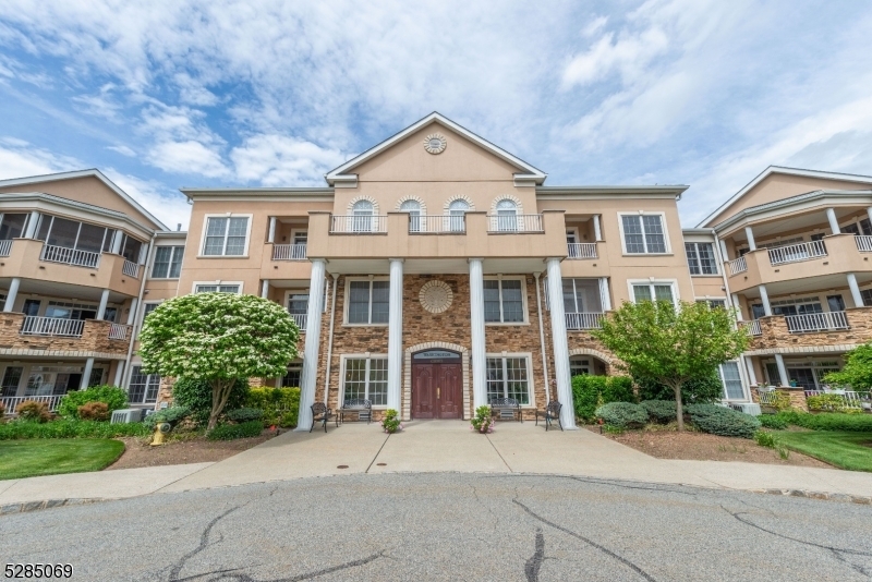 Property Photo: 1314 Hamilton Dr 1314 NJ 07866