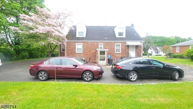 Property Photo:  1635 Ratzer Rd  NJ 07470 