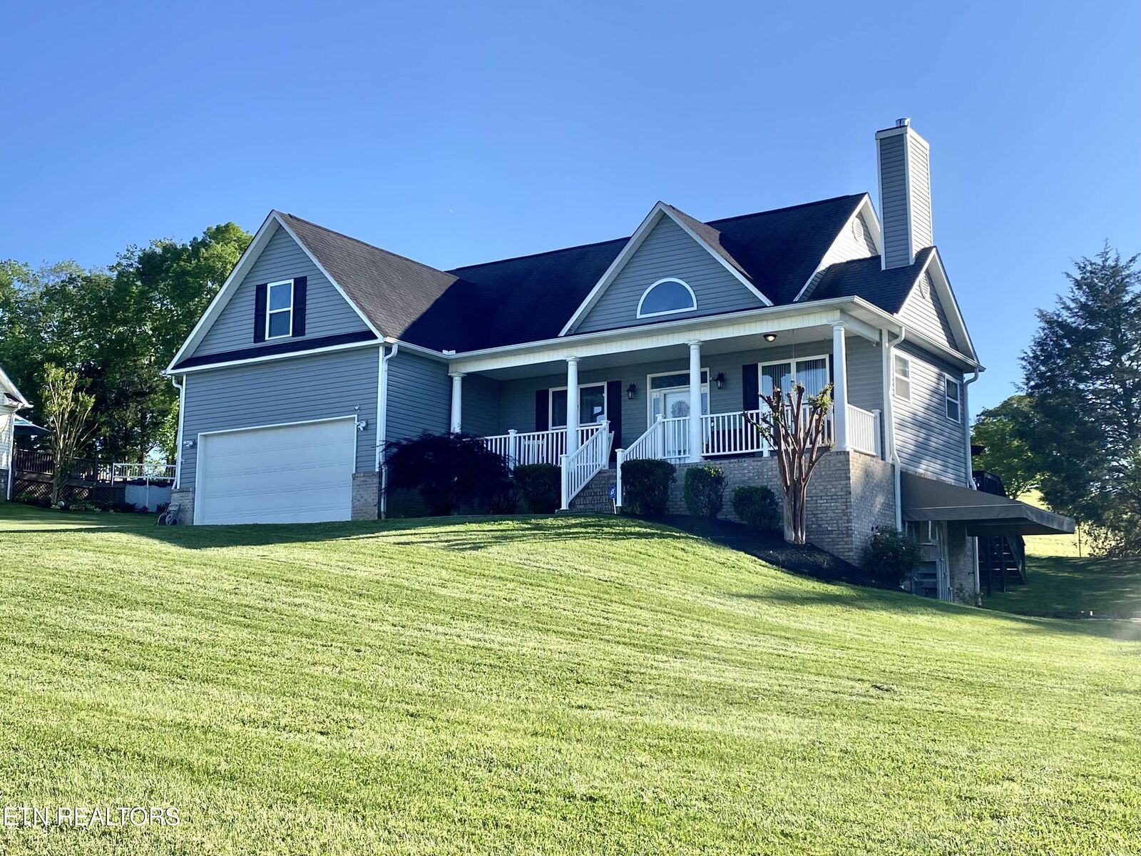 Property Photo:  2018 Kings View Loop  TN 37865 