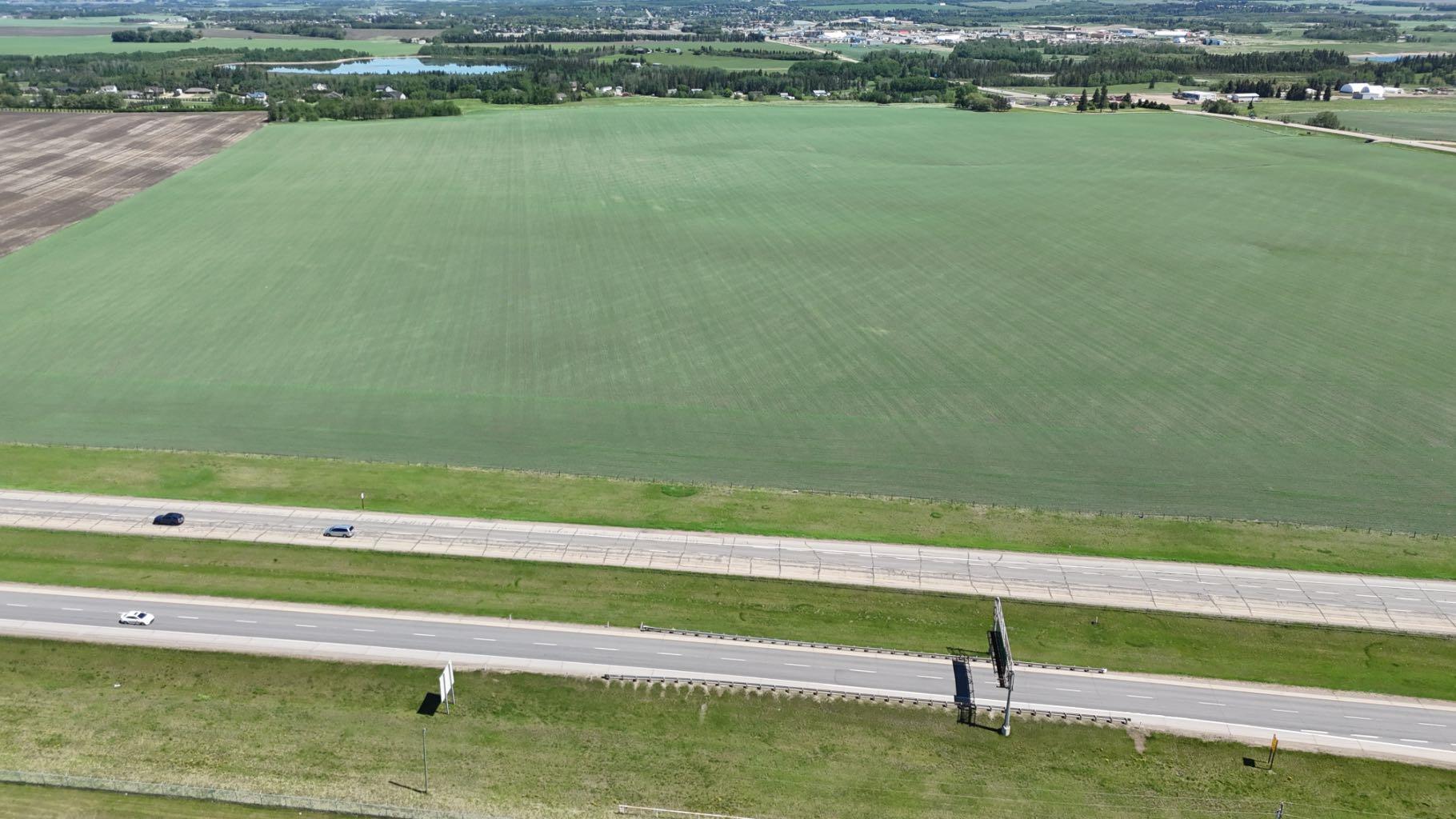 Photo de la propriété: 7706 Highway 53 AB T4J 1R2