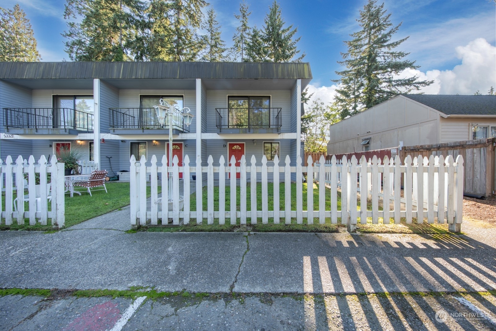 Property Photo:  5332 188th St SW  WA 98037 