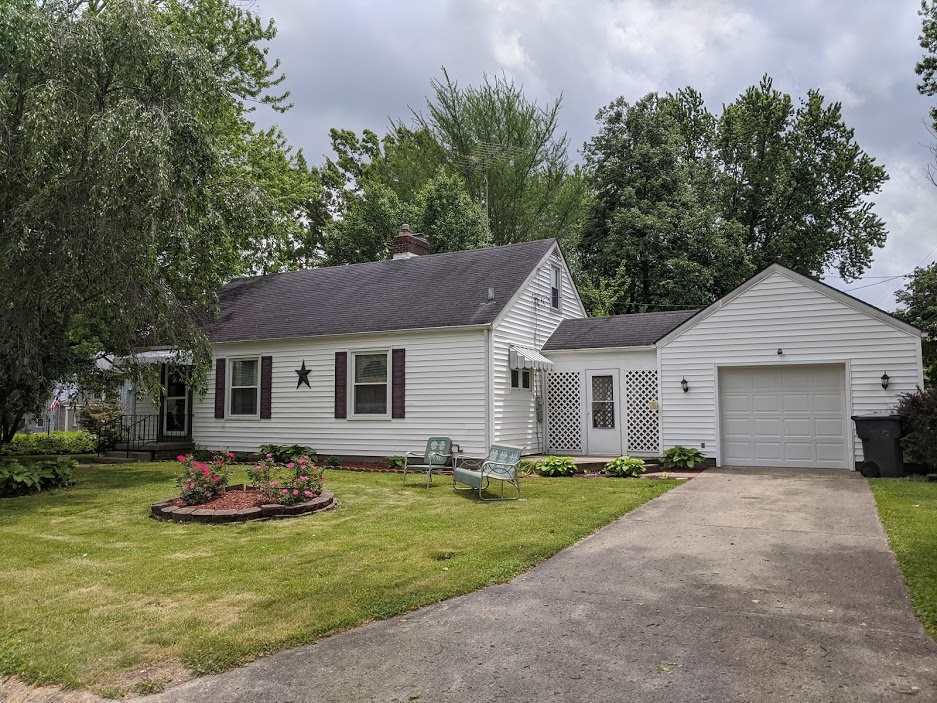 Property Photo:  303 Hartley Avenue  IN 47341 