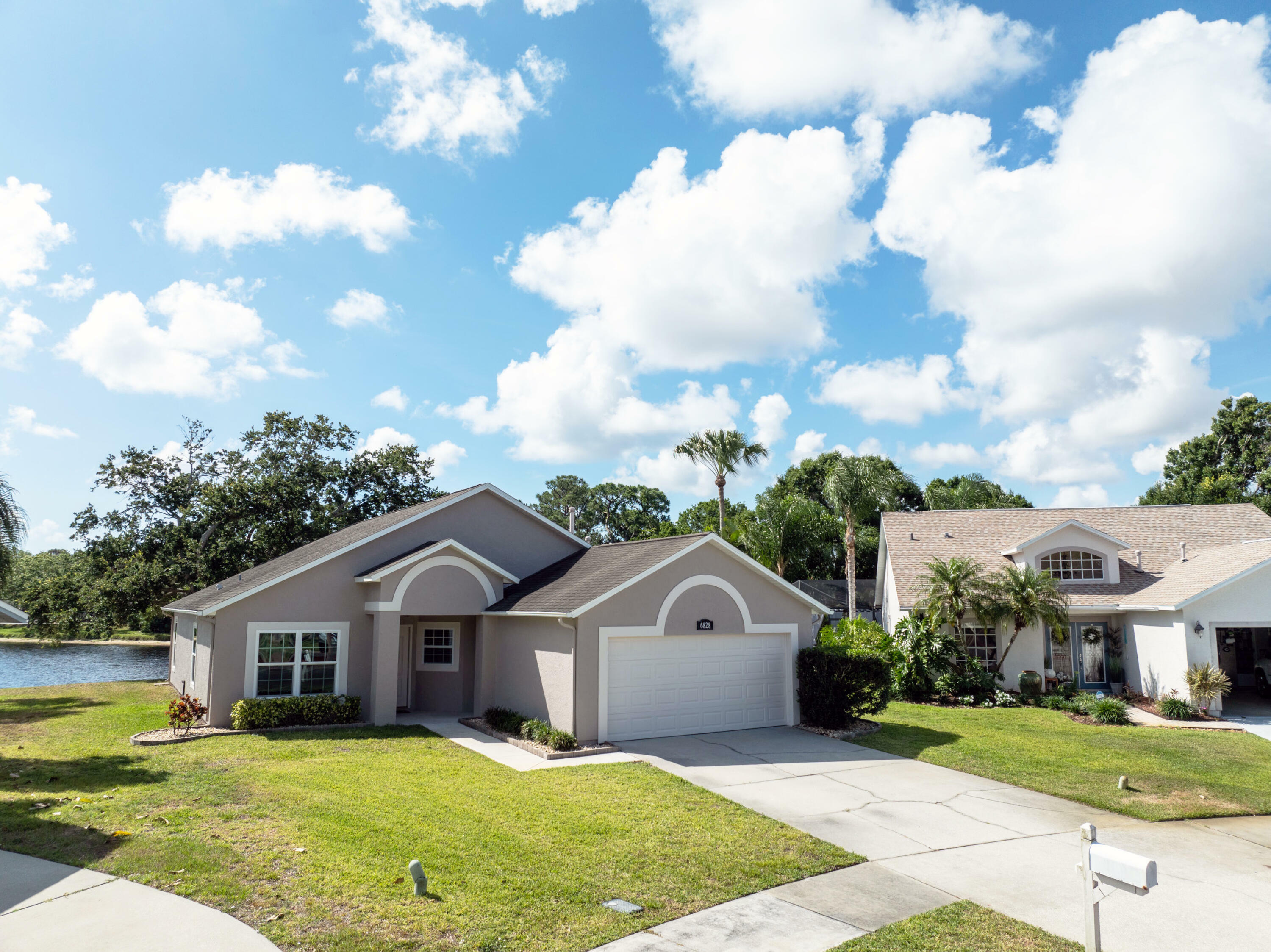 Property Photo:  6828 Whitetail Court  FL 32940 