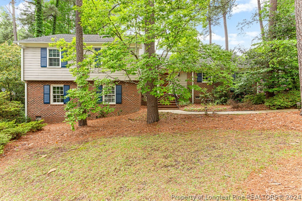 Property Photo:  510 Thorncliff Drive  NC 28303 