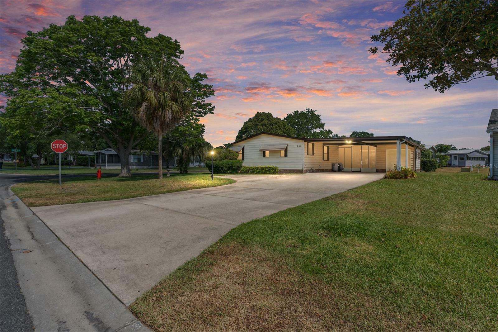 Property Photo:  1653 Kiley Court  FL 32159 