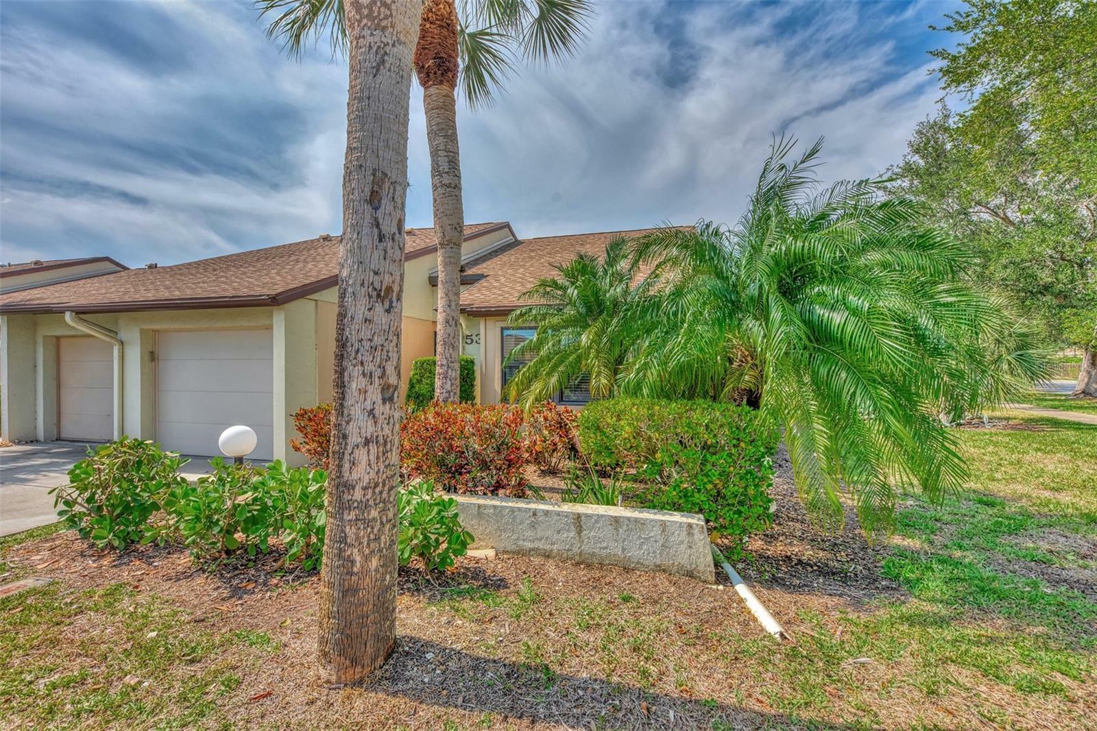 Property Photo:  1211 Capri Isles Boulevard 53  FL 34292 