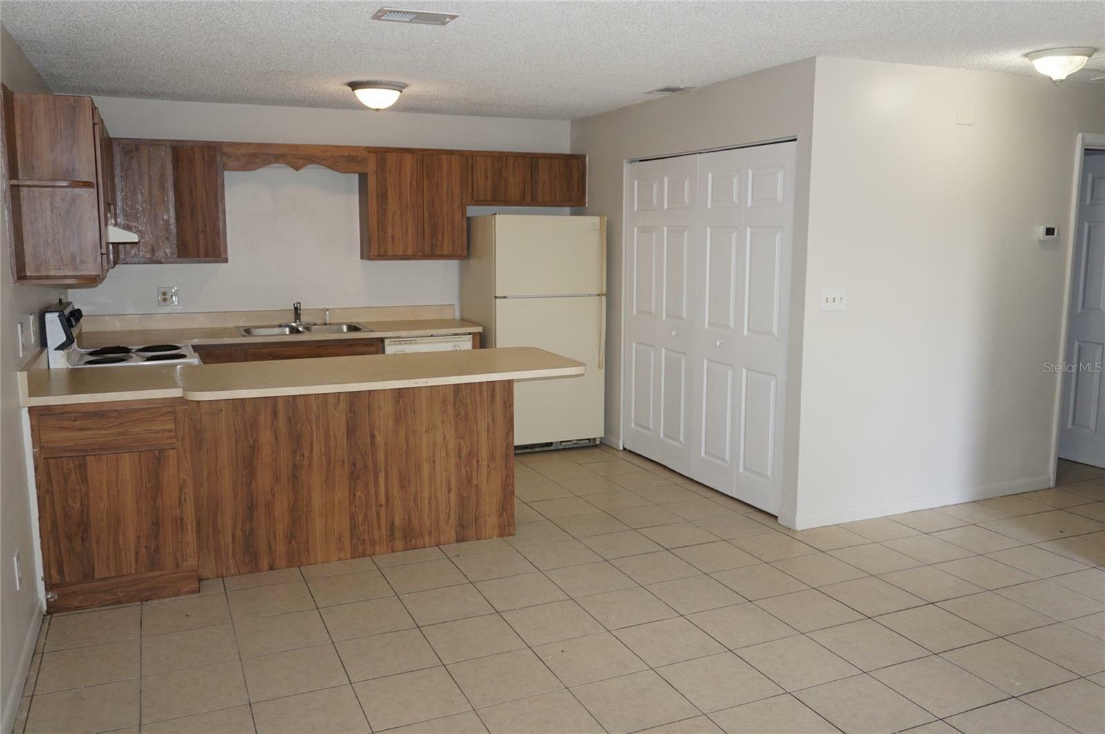 Property Photo:  3720 NE 41st Street All Units  FL 34479 