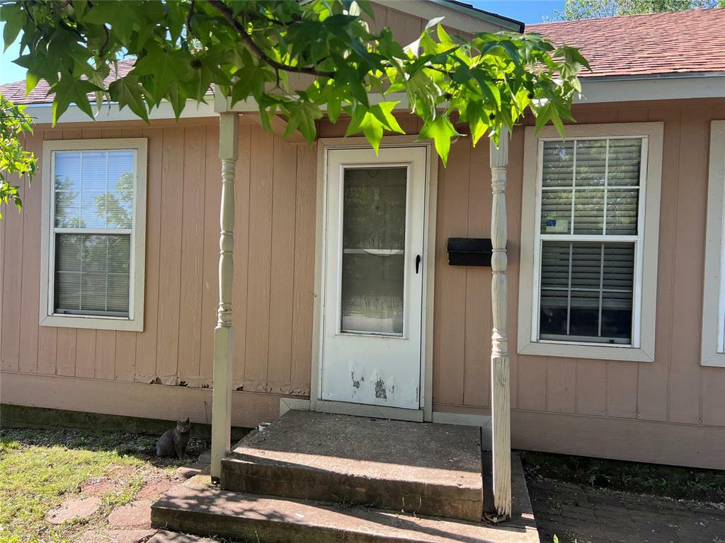 Property Photo:  3104 NW 28th Street  OK 73107 