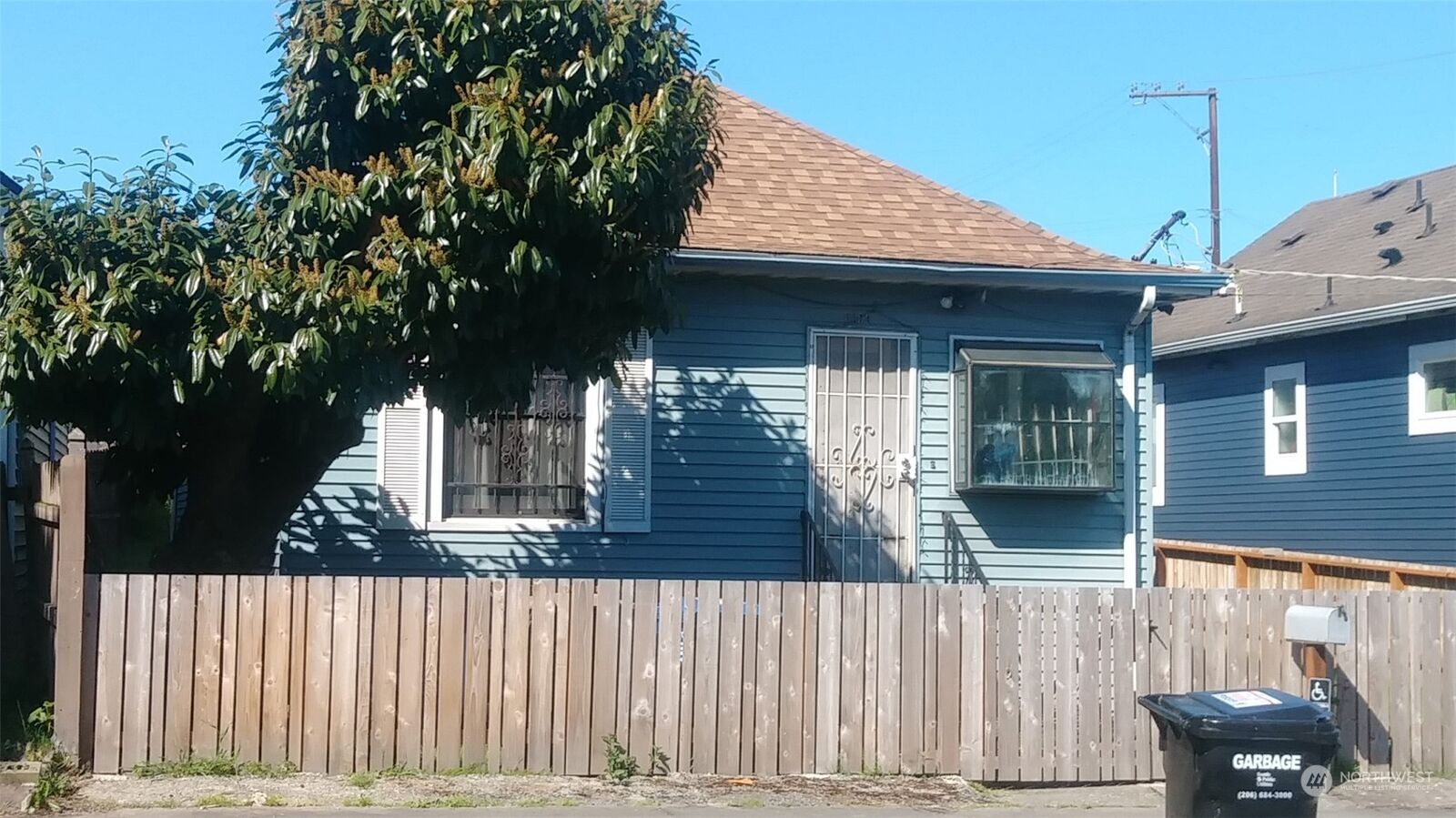 Property Photo:  1114 S Bennett Street  WA 98108 