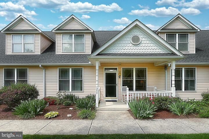 353 W High Street  Gettysburg PA 17325 photo