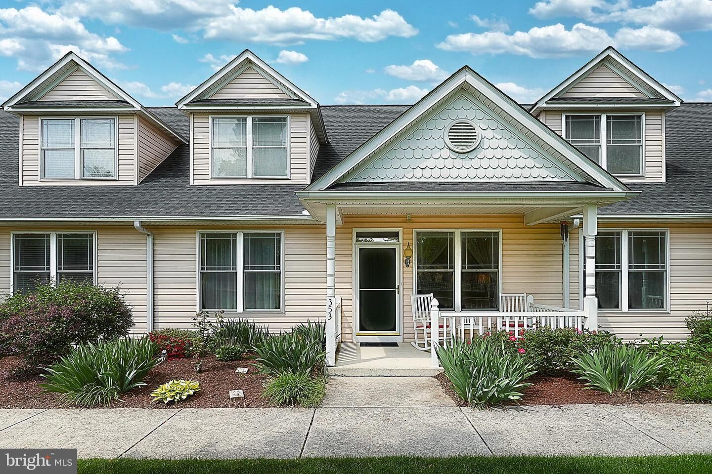 Property Photo: 353 W High Street PA 17325