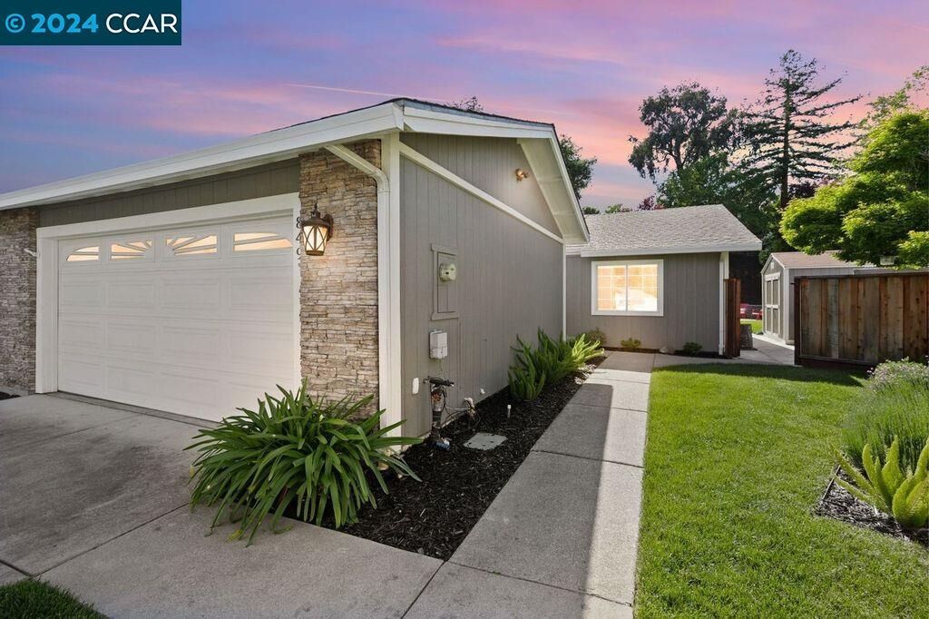 Property Photo:  849 Ladera Corte  CA 94583 