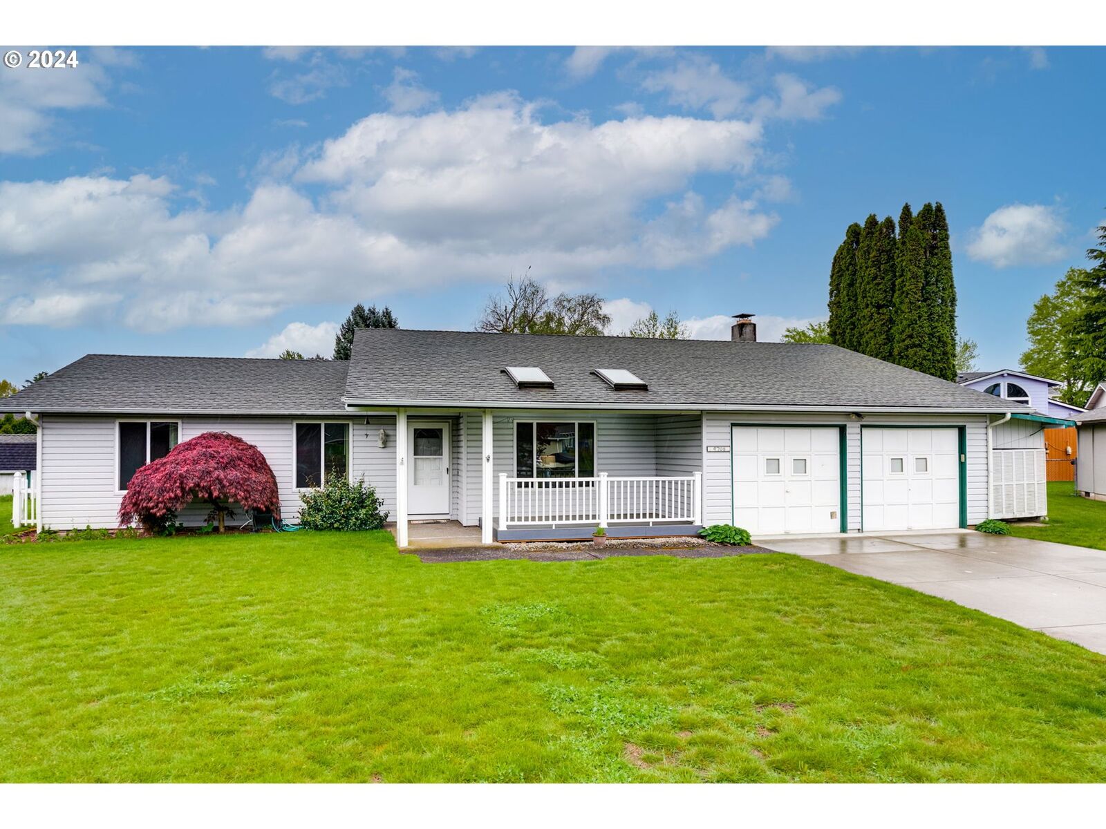 Property Photo:  9700 NW 19th Ave  WA 98665 