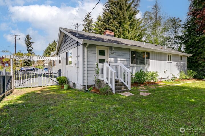 Property Photo: 154 SW 142nd Street WA 98166