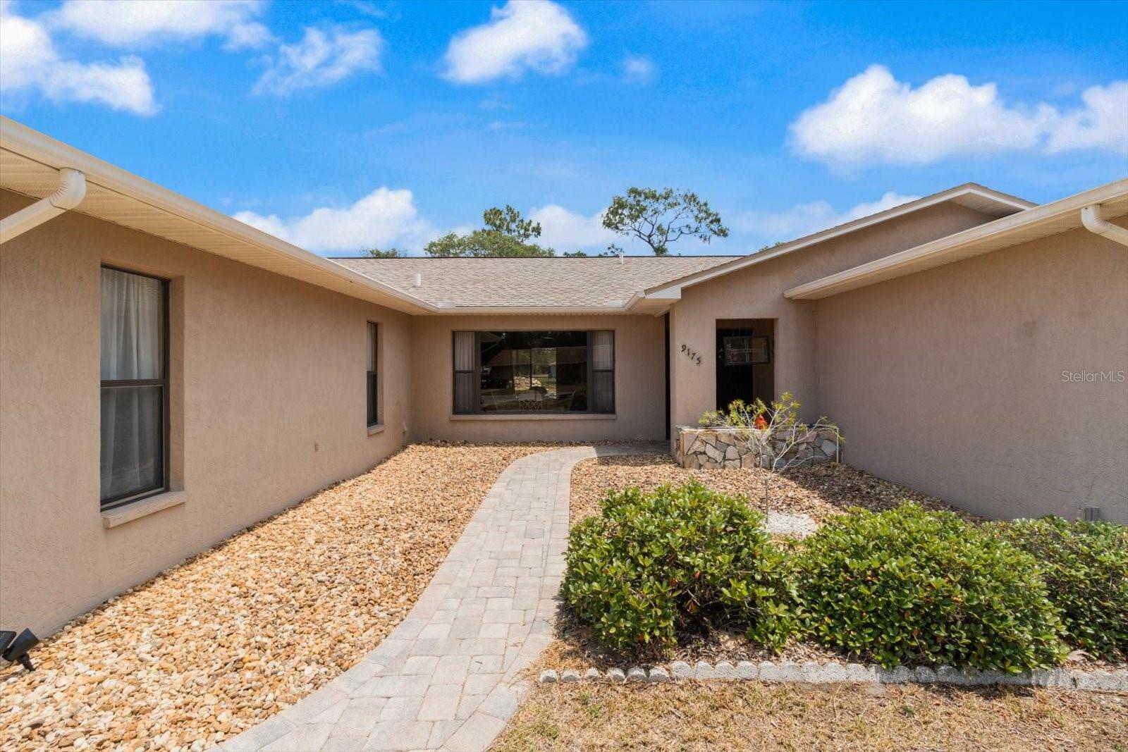 Property Photo:  9175 Lavina Lane  FL 34608 