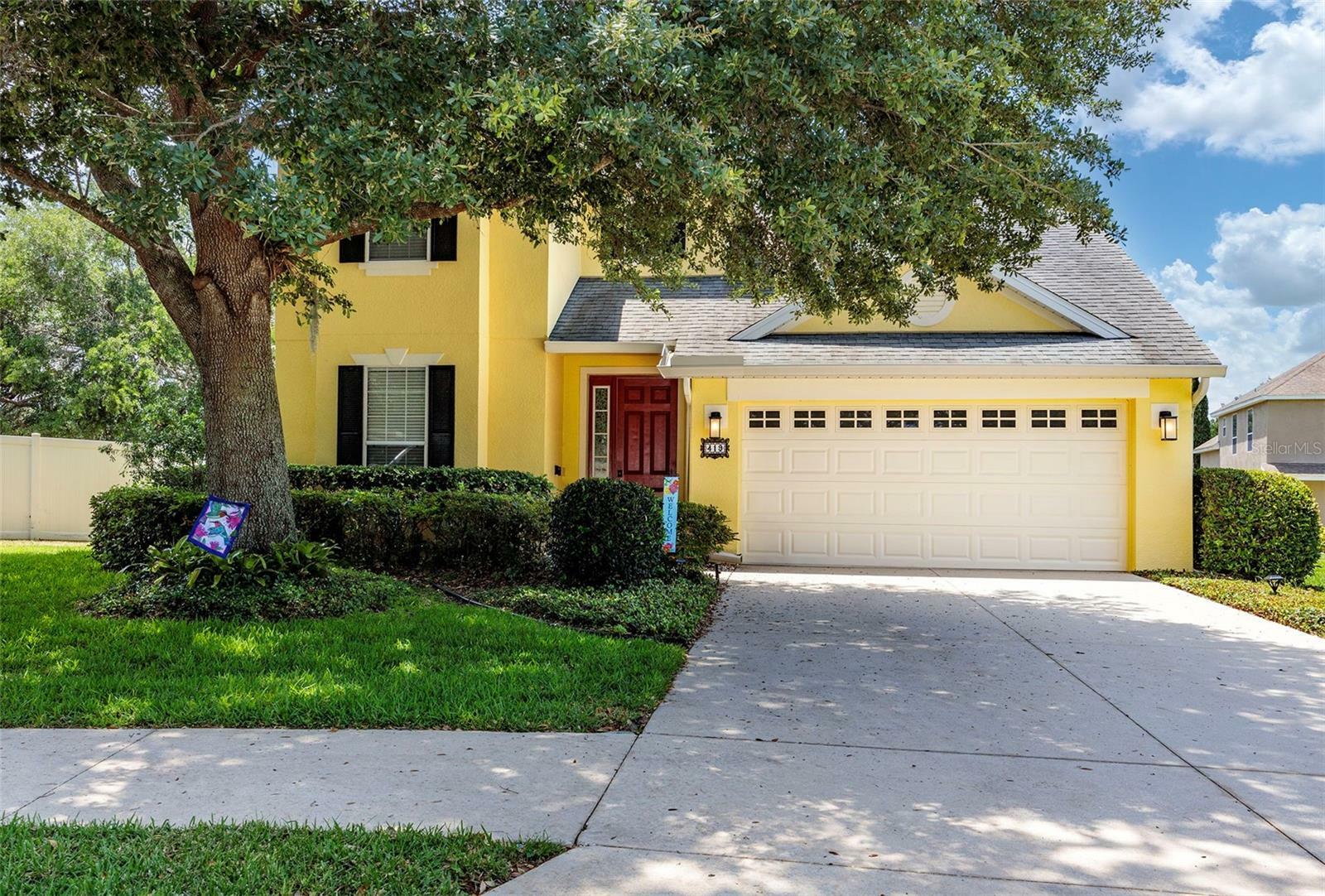 Property Photo:  419 Chestnut Oak Court  FL 32736 