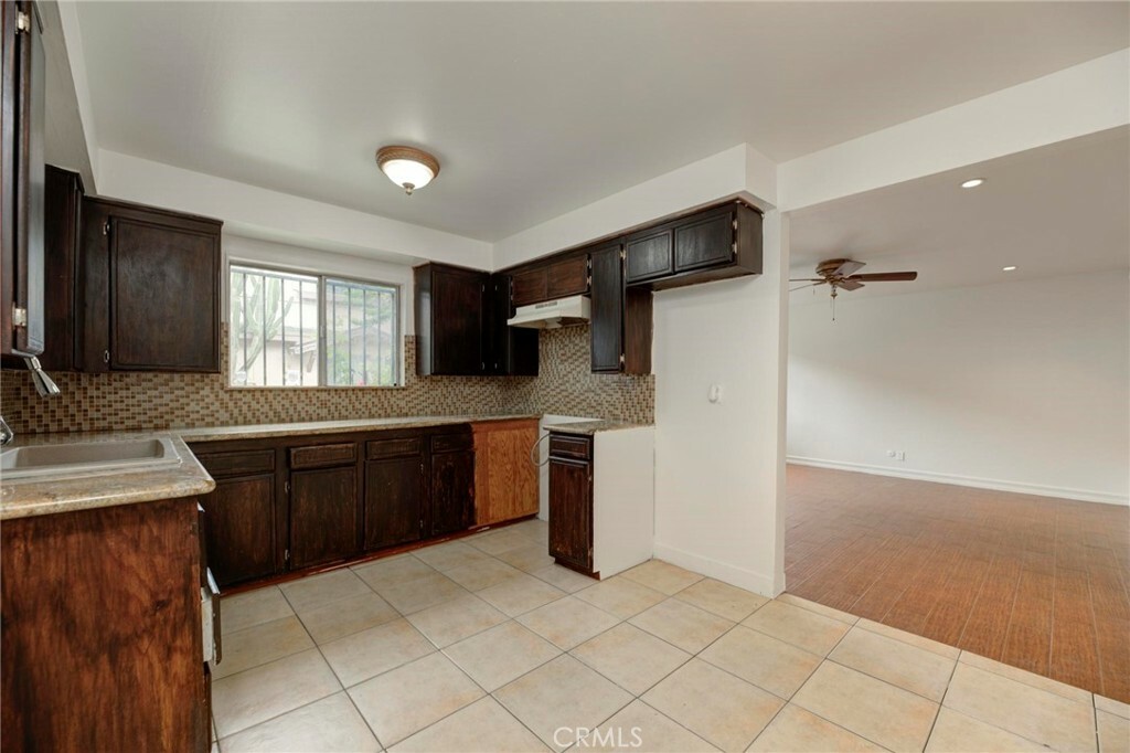 Property Photo:  3 Cactus Ln  CA 90745 