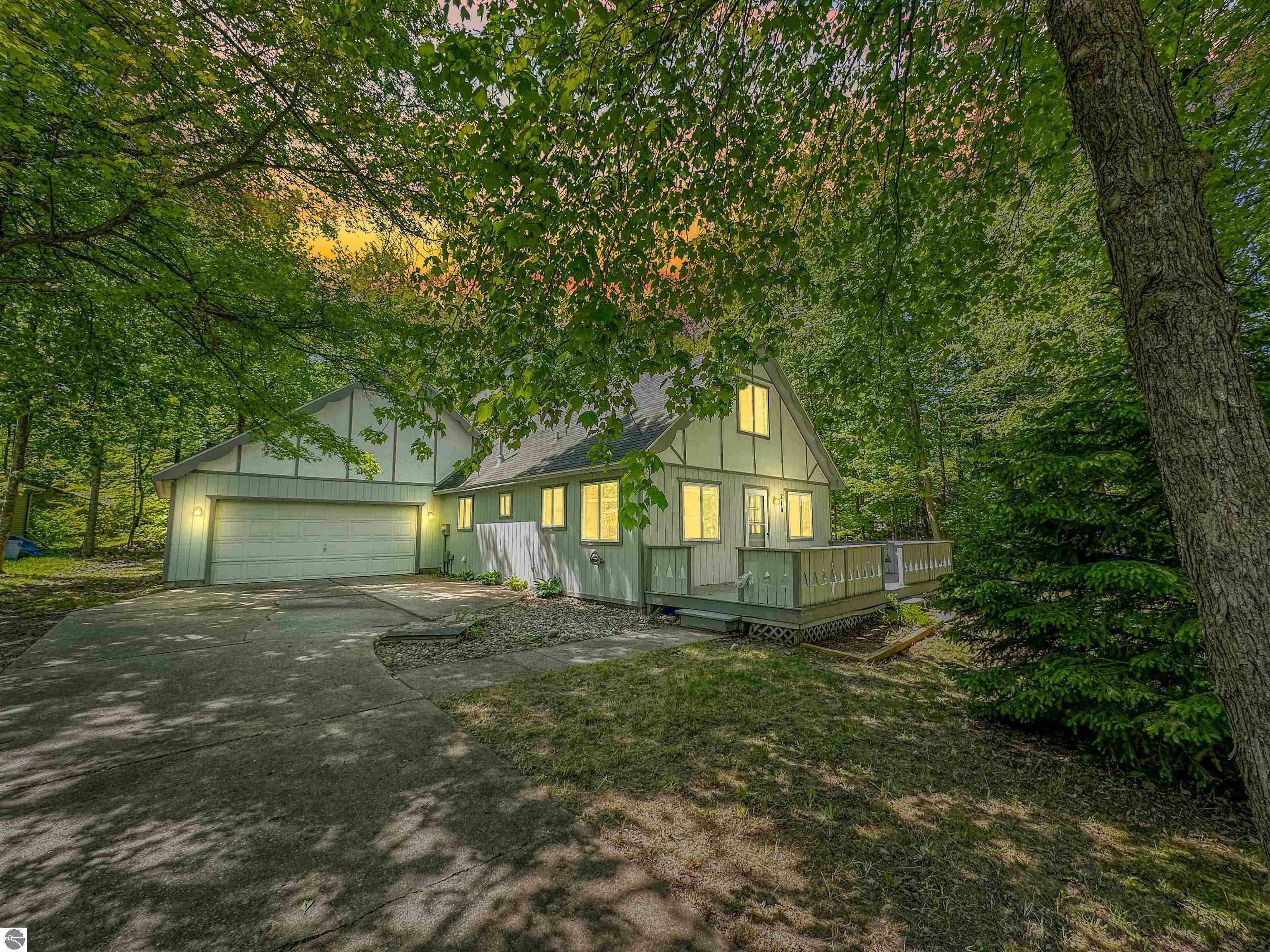 Property Photo:  210 Radcliff Drive  MI 48629 