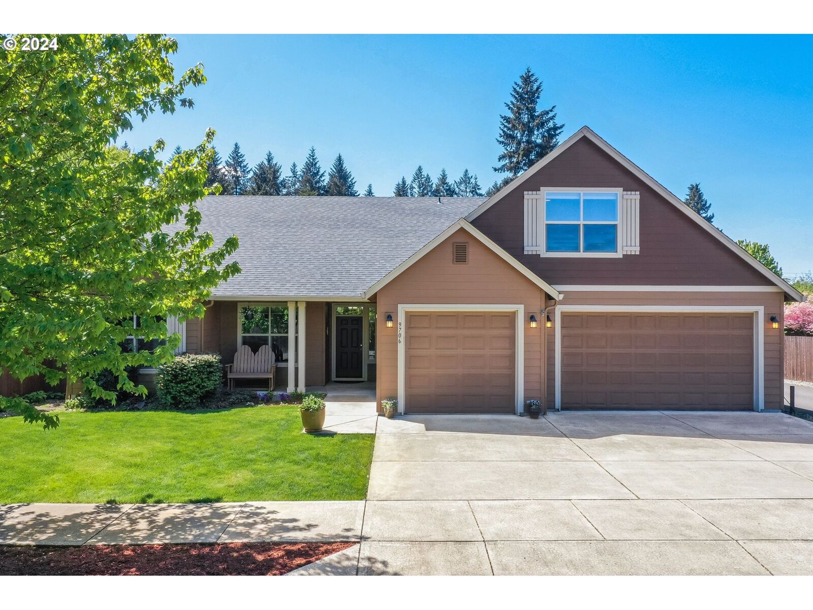 Property Photo: 9706 NE 149th Ave WA 98682