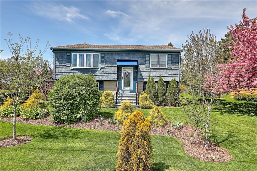 Home for sale in Middletown 1160 Aquidneck Avenue, Middletown, RI 02842