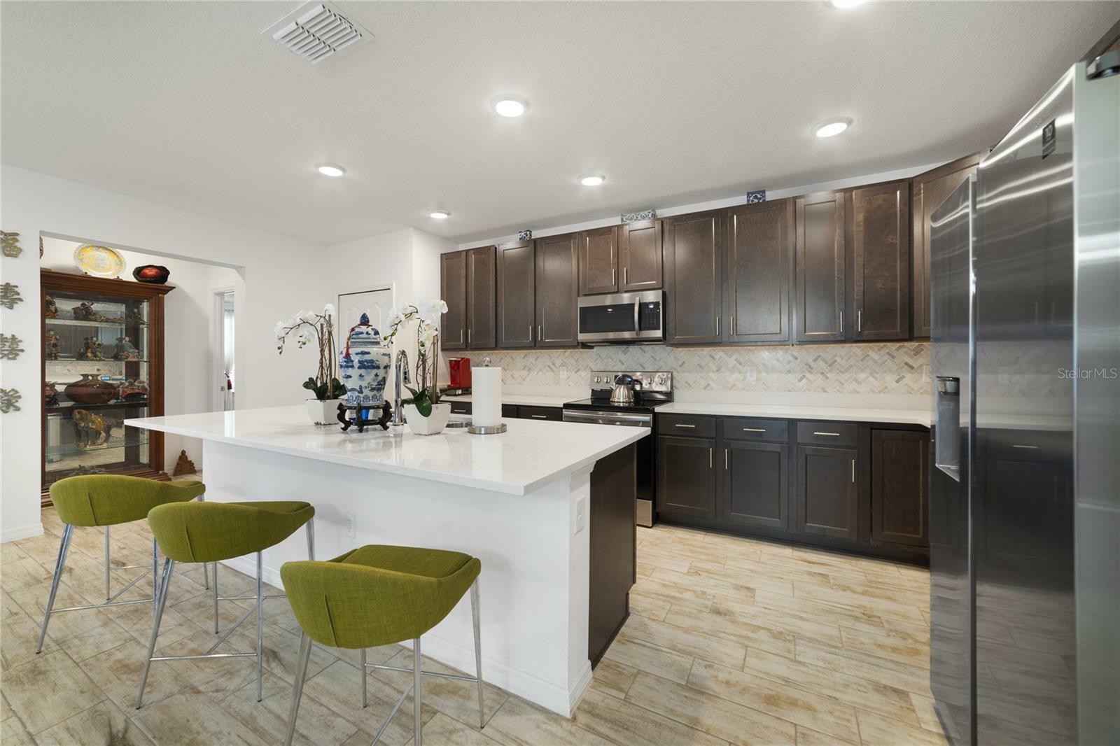 Property Photo: 875 Fillmore Court FL 33837